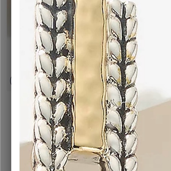 NWB John Hardy Jai Earrings! Unique, Wear With Everything Two-toned Earrings! - Picture 5 of 7